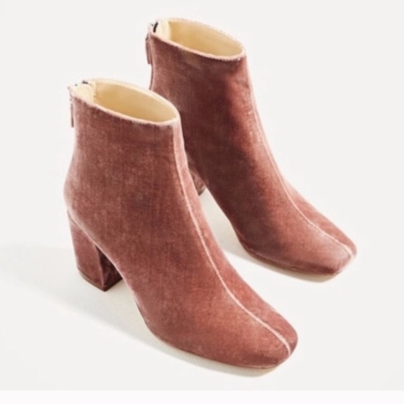 Zara Crushed Velvet Booties - Picture 2 of 13